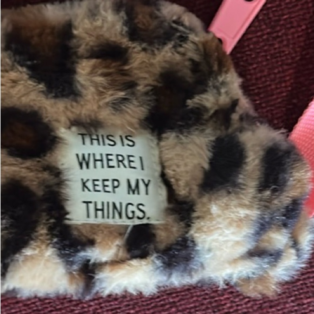 BUNDLE ONLY🩷Leopard Print Furry Belt Bag with Pink Strap - Picture 2 of 4